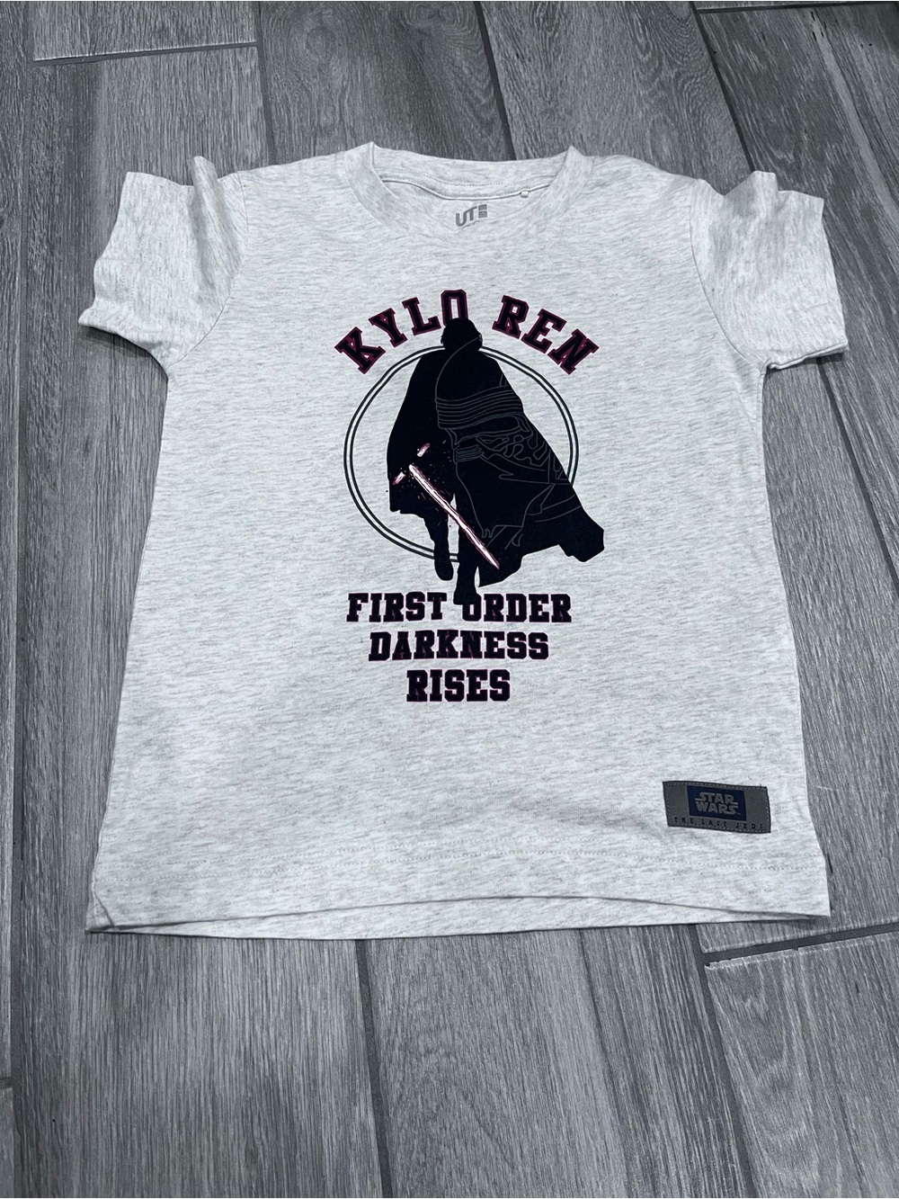 Uniqlo Kylo Ren Graphic Tee - Light Gray with Black Print